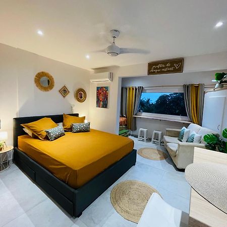 Hei Studio Papeete  Luaran gambar
